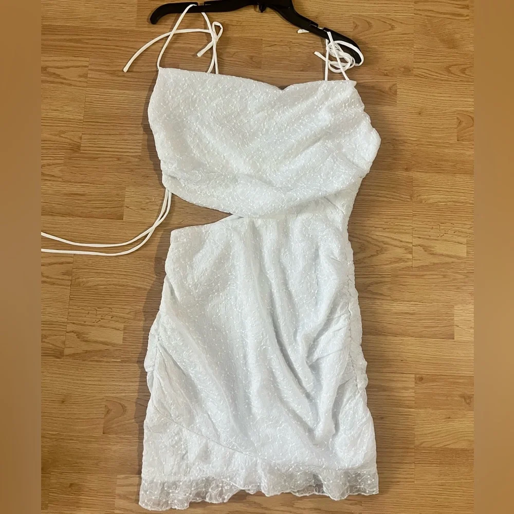 White Shower the Bride Dress - NWOT - Picture 2 of 2